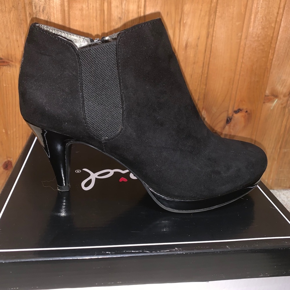 Booties - Picture 3 of 8
